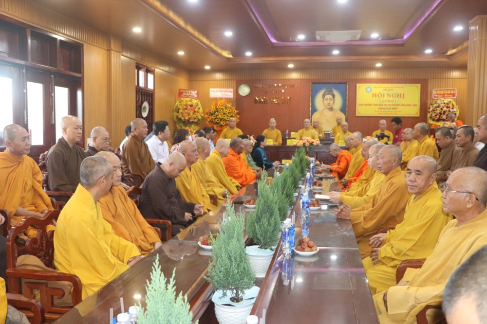 f4d1ef8c-1ef2-4660-816d-d90a8002323a-crop